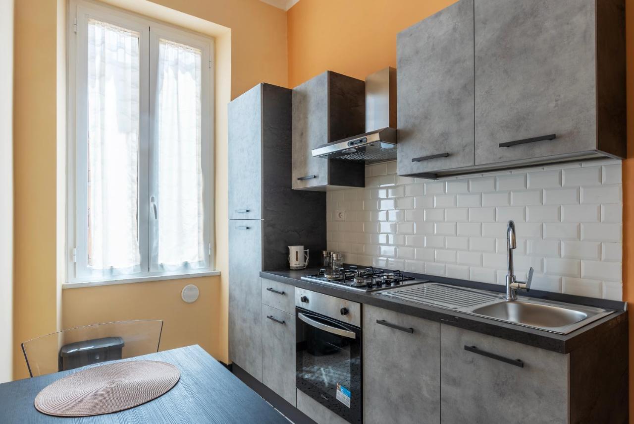 Functional Apartment - Piazza Re Di Roma Ngoại thất bức ảnh