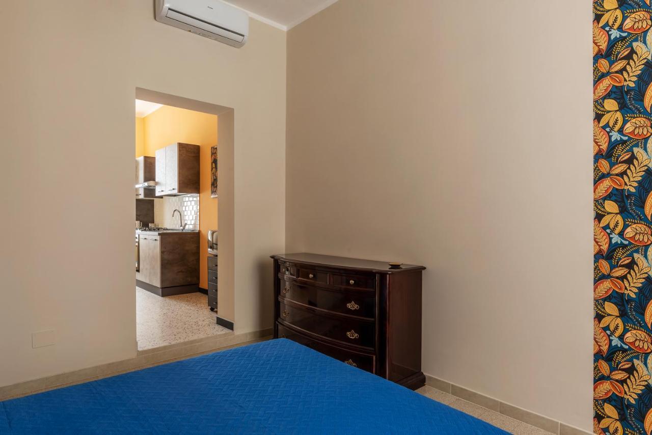Functional Apartment - Piazza Re Di Roma Ngoại thất bức ảnh